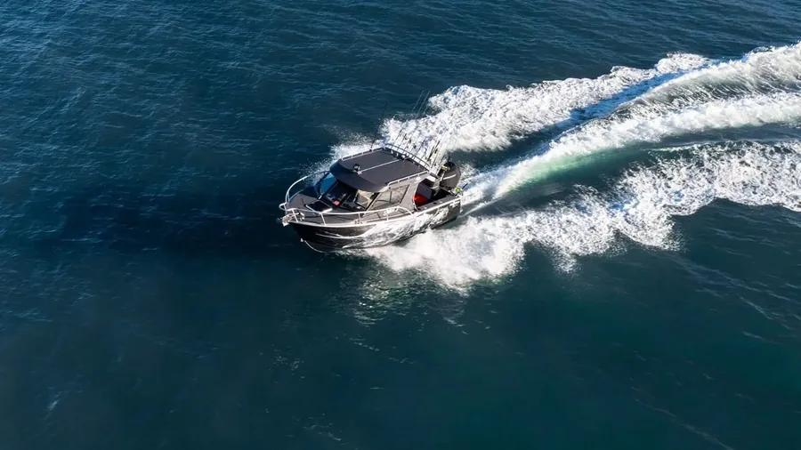 Aerial action shot of the Kingfisher 705 at speed